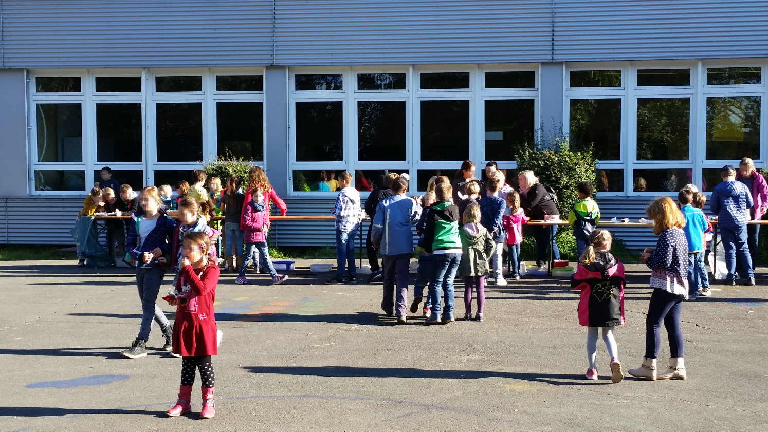 Verkauf am oberen Schulhof
